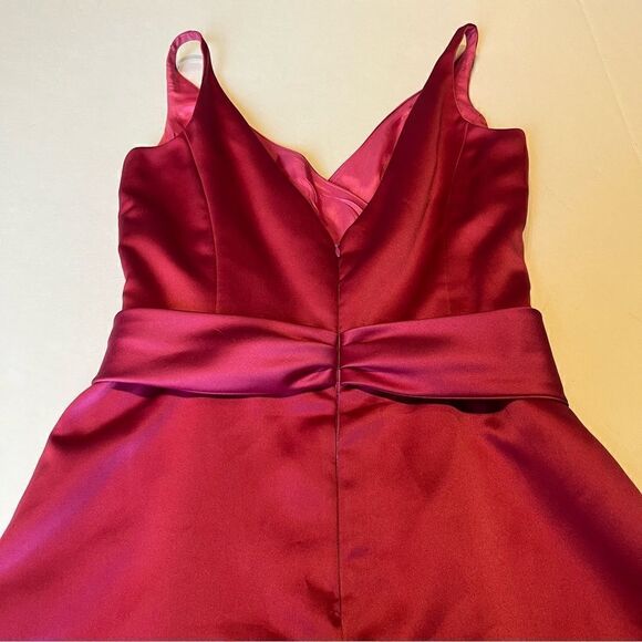 Jim Hjelm Occasions Sleeveless Long Formal Gown Mauve V neck Size 12 - Picture 4 of 8